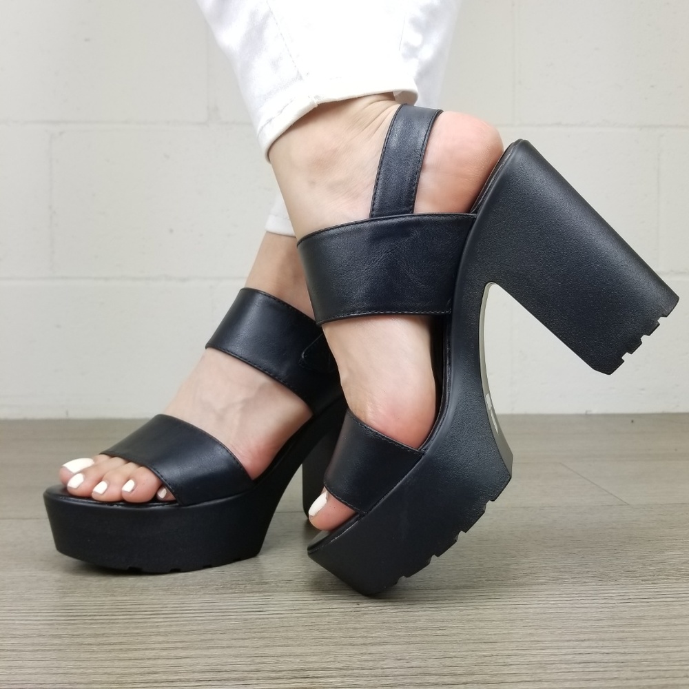 Black Chunky Heel Eesthetic Fashion Shoes- i - Picture 7 of 8